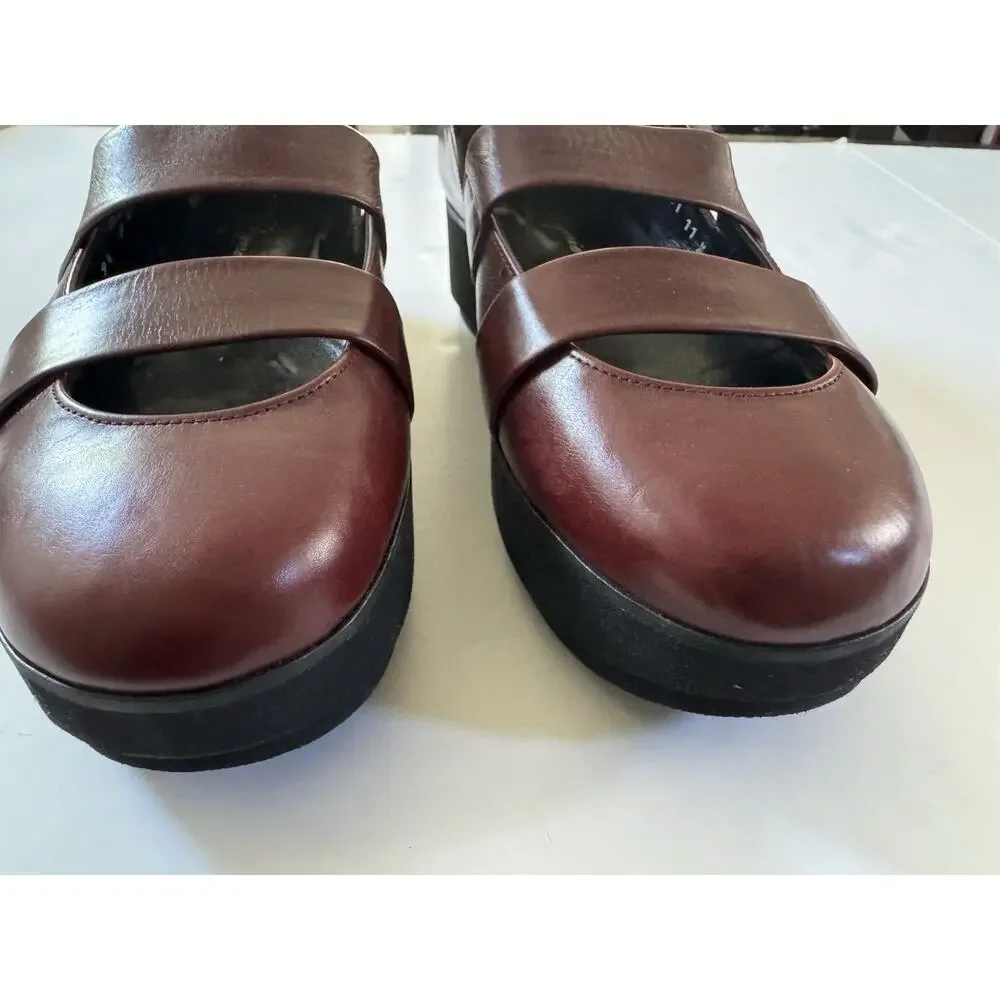 Robert Clergerie Burgundy Platform Mary Jane Pumps